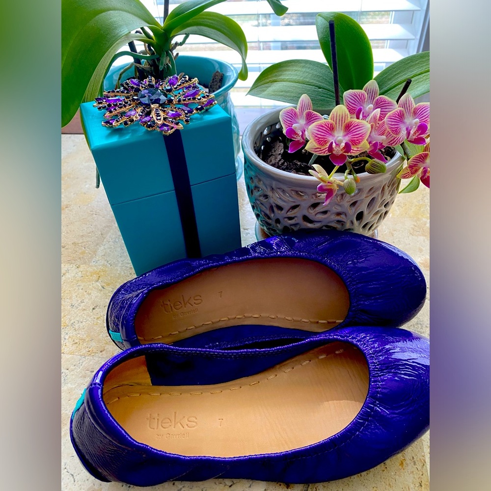 Tieks Purple Diamond, size 7.